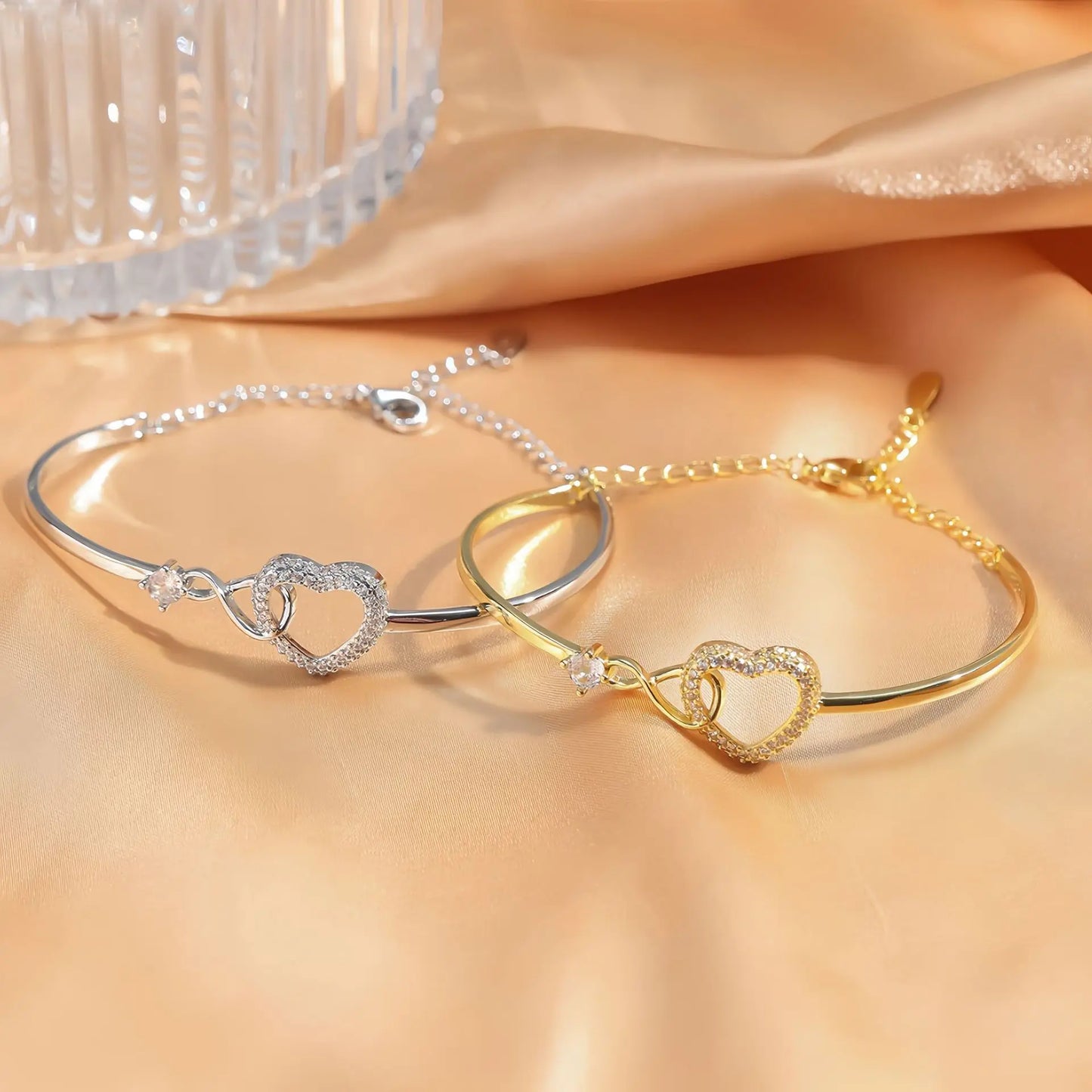 To My Daughter Infinite Symbol Hollow Heart Bracelet With Gift Box For Daughter's Birthday Party Adult Gifts | MONMONSHOP