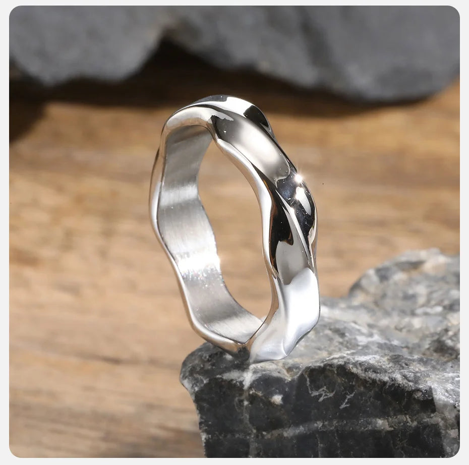 Mobius Ring for Men Boys, Oxidized Twisted Stainless Steel Finger Band,Retro Endless Love Anniversary Gift for Him | MONMONSHOP