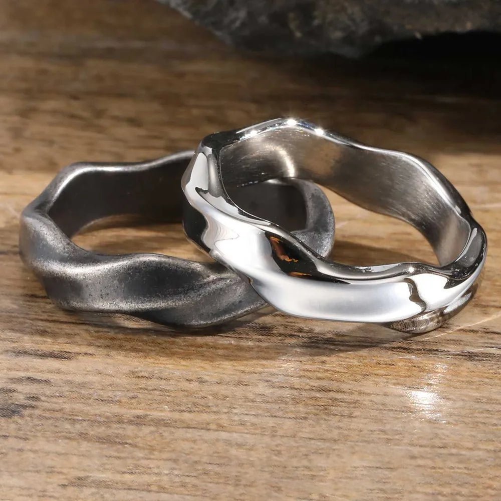 Mobius Ring for Men Boys, Oxidized Twisted Stainless Steel Finger Band,Retro Endless Love Anniversary Gift for Him | MONMONSHOP - monmonshop.com